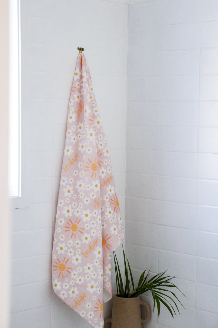 Personalised Kids Bath Towels - The Custom Co
